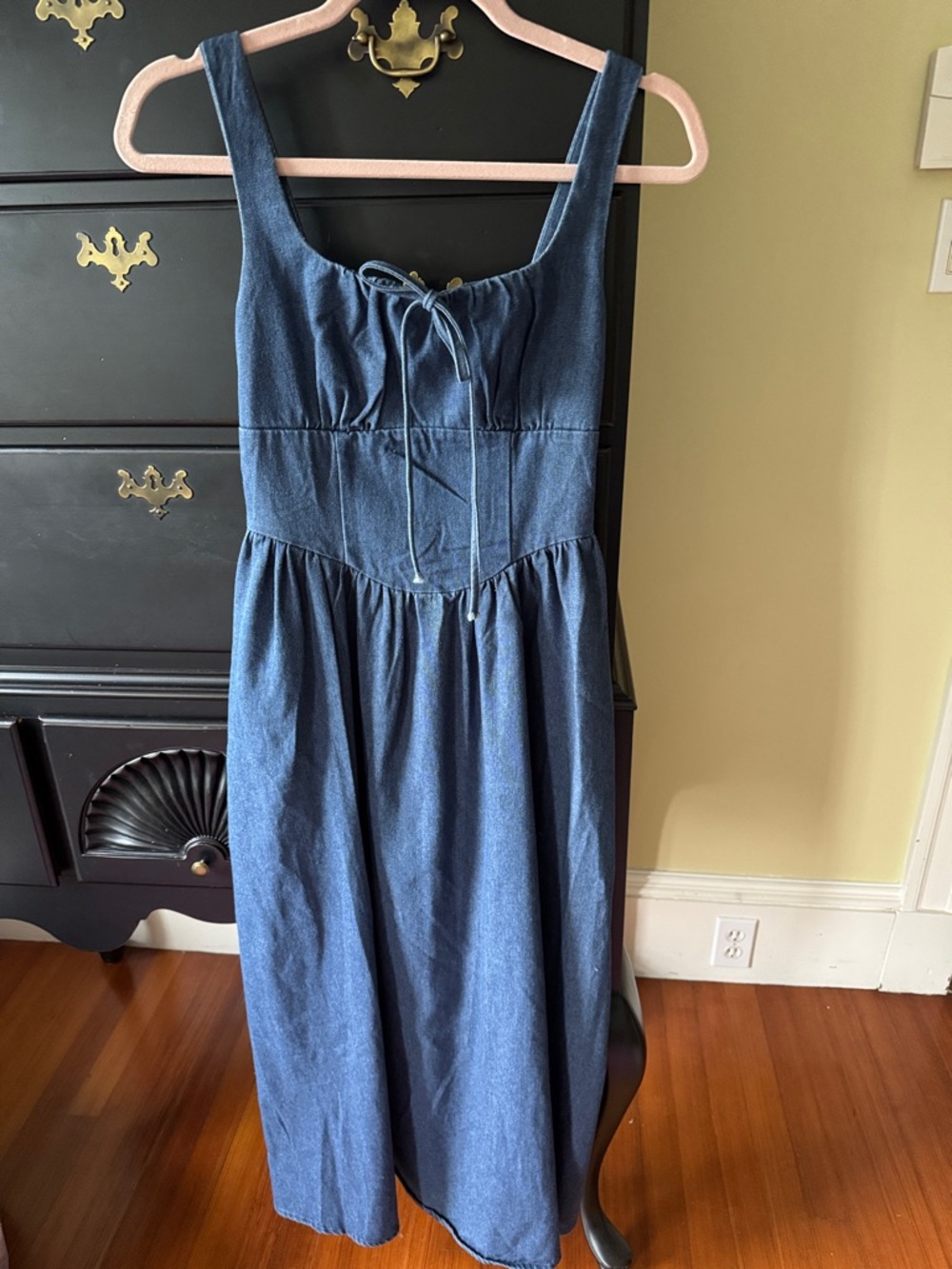 NWOT PETAL & PUP Kinslee Midi dress, xs